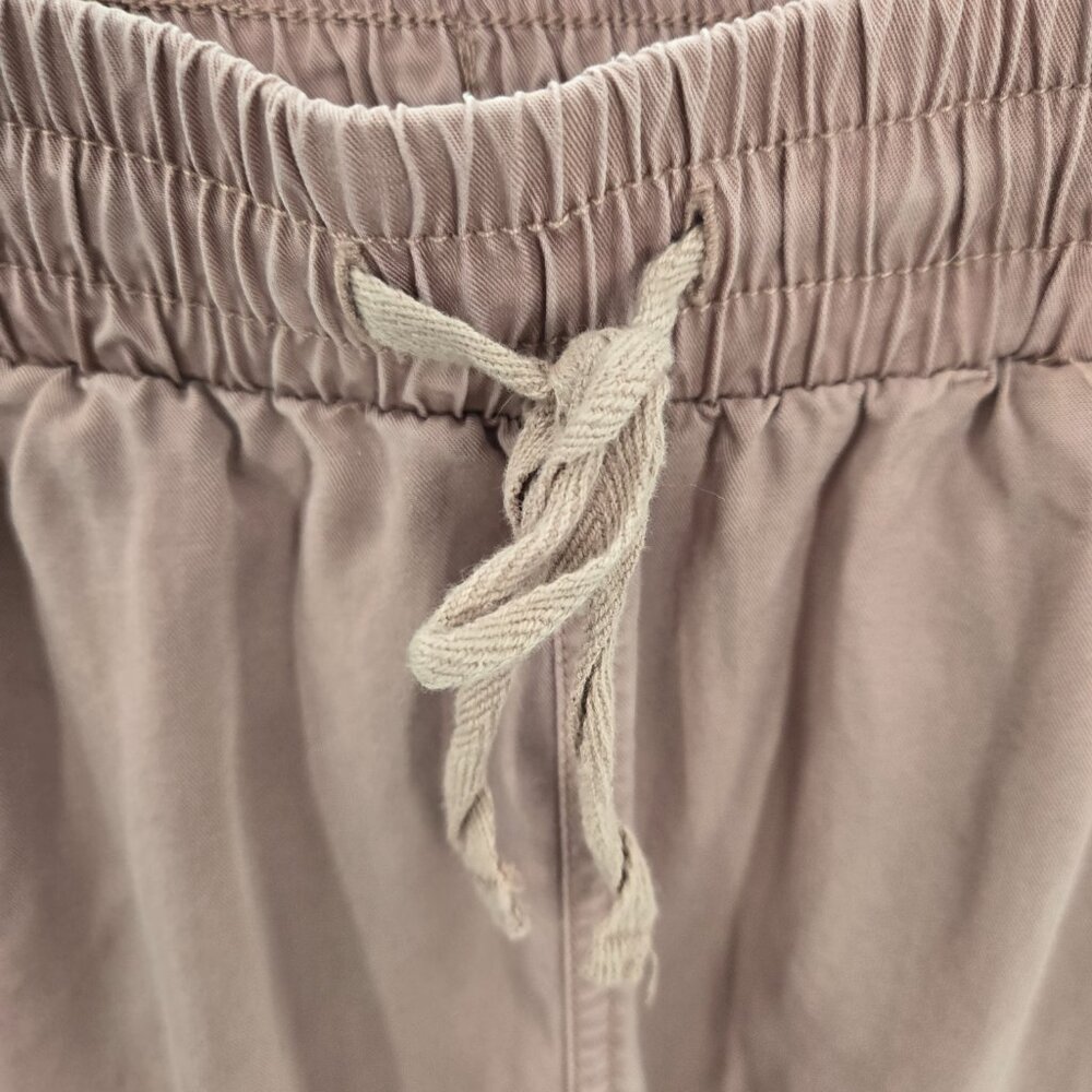 Universal Threads Pink Lyocell Pull On Drawstring Shorts Size Small - Picture 3 of 13